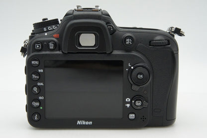 良品 Nikon ニコン D7200 ボディ デジタル一眼レフカメラ 元箱付 260305v