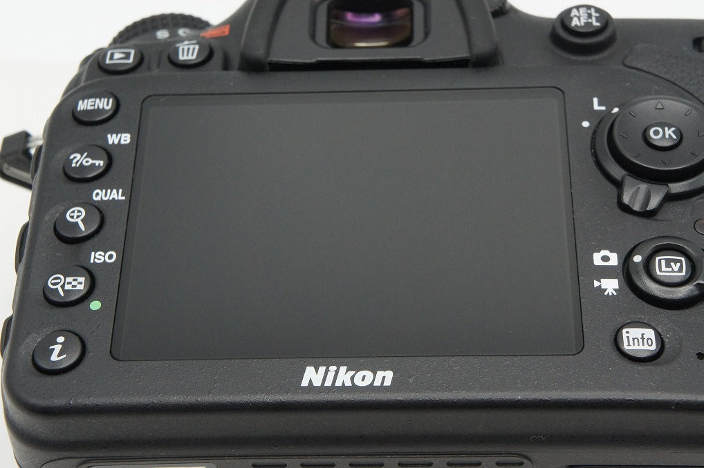 良品 Nikon ニコン D7200 ボディ デジタル一眼レフカメラ 元箱付 260305v