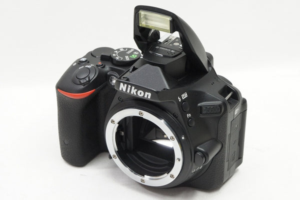 のどのど□美品□ Nikon 1 J5 + 10-30mm F3.5-5.6 VR - デジタルカメラ