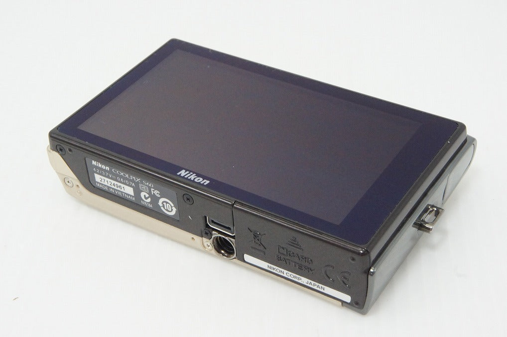 美品 Nikon ニコン COOLPIX S60 コンパクトデジタルカメラ リッチ