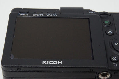 Excellent Condition RICOH GXR + P10 KIT (28-300mm F3.5-5.6 VC) Digital Camera 260409aa