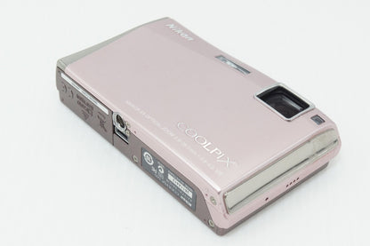Excellent Condition Nikon COOLPIX S60 Compact Digital Camera Royal Pink With Original Box 260409b