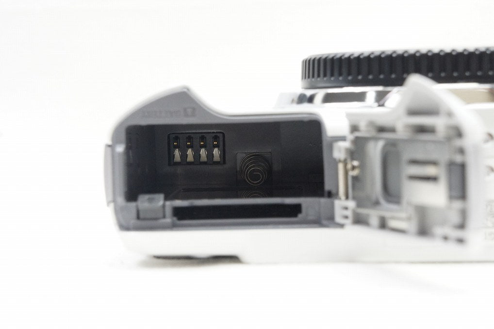 美品 Panasonic パナソニック LUMIX DMC-GF3 ボディ ミラーレス一眼カメラ ホワイト 元箱付 250626i