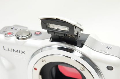美品 Panasonic パナソニック LUMIX DMC-GF3 ボディ ミラーレス一眼カメラ ホワイト 元箱付 250626i