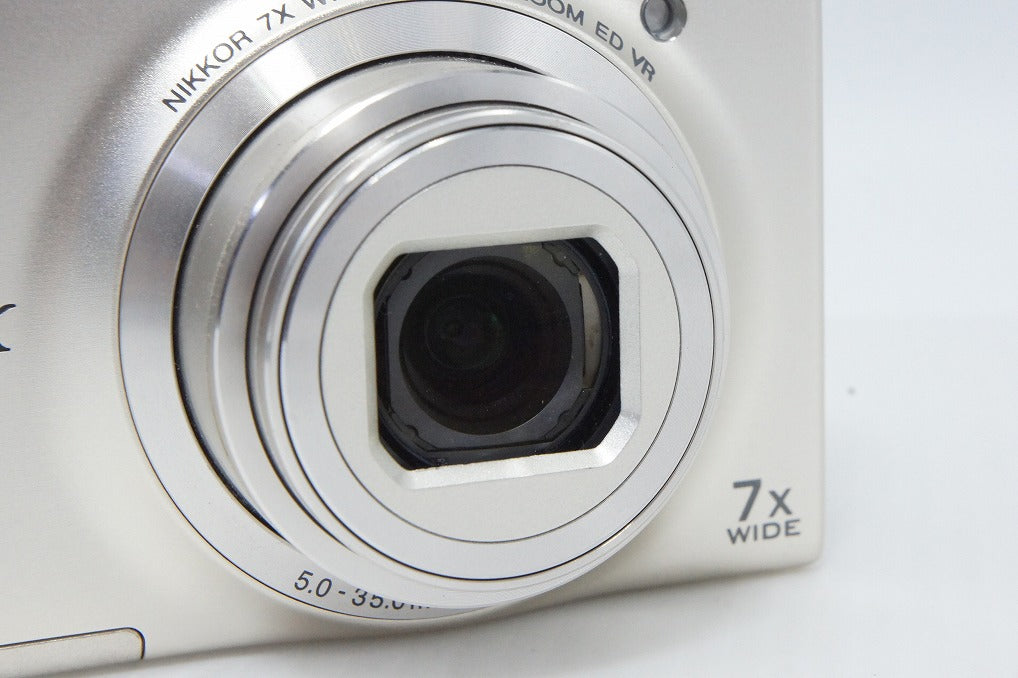 Nikon COOLPIX S6100 Compact Digital Camera Champagne Silver 260409ad