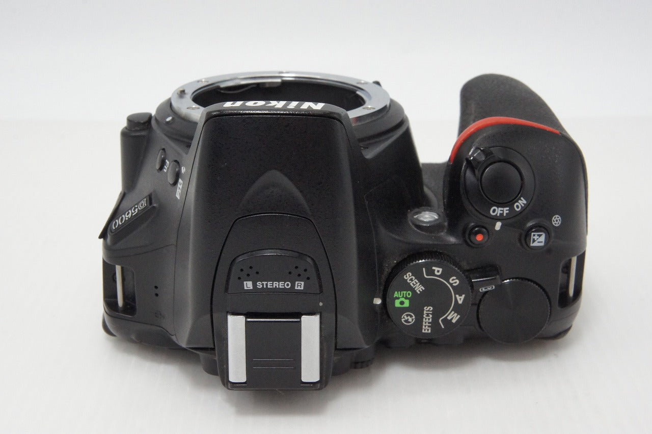 Excellent Nikon D5600 Body Digital SLR Camera 260413e