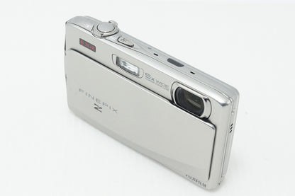 美品 FUJIFILM フジフィルム FinePix Z900EXR コンパクトデジタルカメラ シルバー 元箱付 260610c