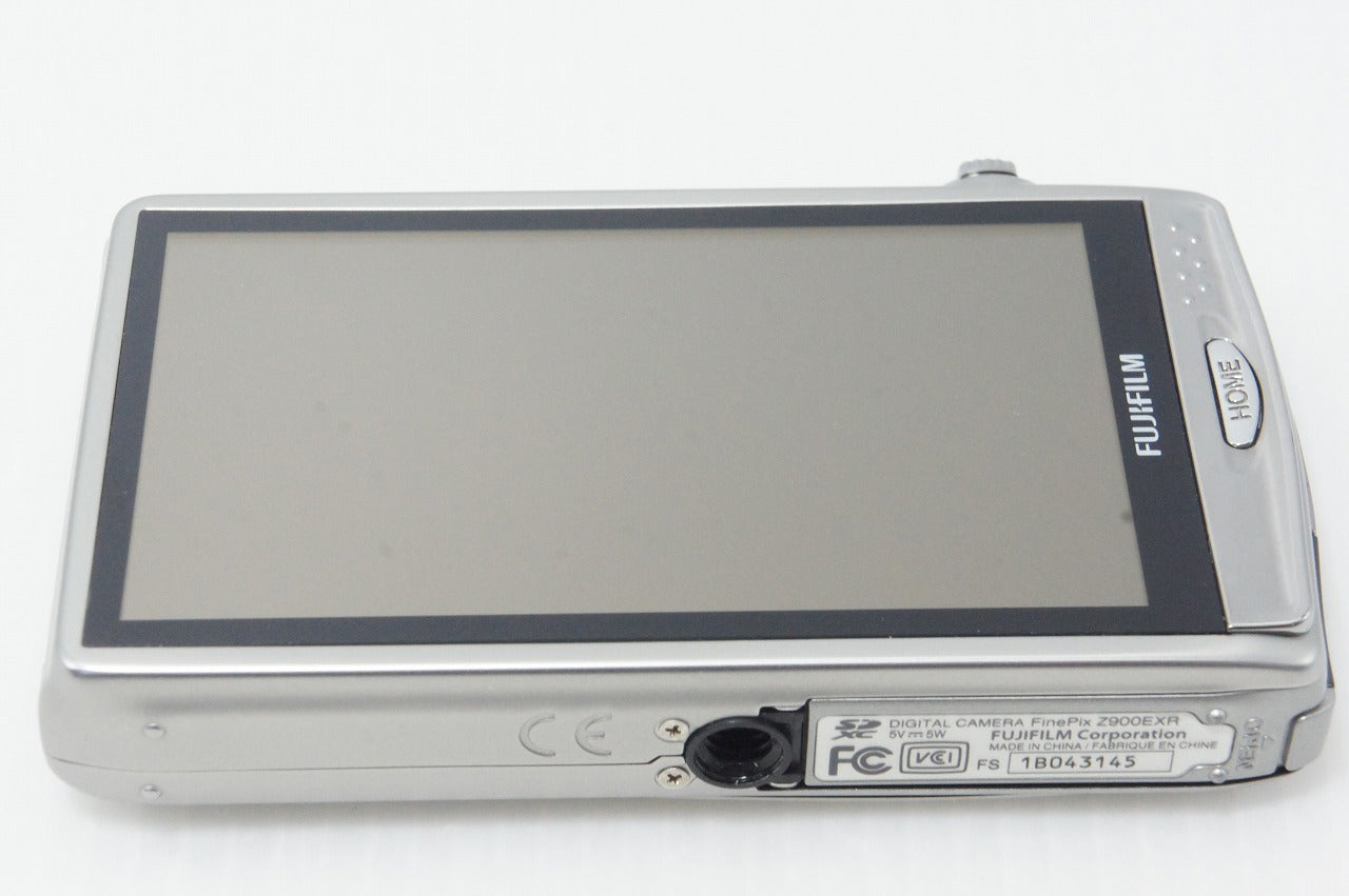 美品 FUJIFILM フジフィルム FinePix Z900EXR コンパクトデジタルカメラ シルバー 元箱付 260610c