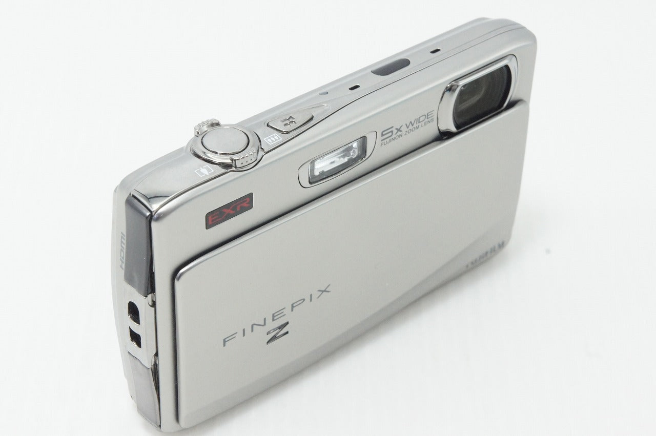 美品 FUJIFILM フジフィルム FinePix Z900EXR コンパクトデジタルカメラ シルバー 元箱付 260610c