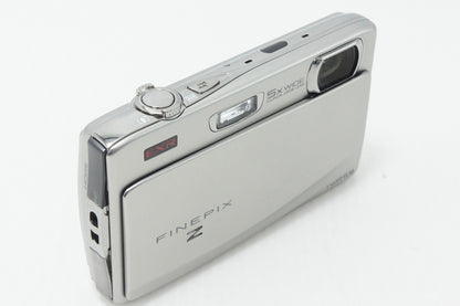 美品 FUJIFILM フジフィルム FinePix Z900EXR コンパクトデジタルカメラ シルバー 元箱付 260610c