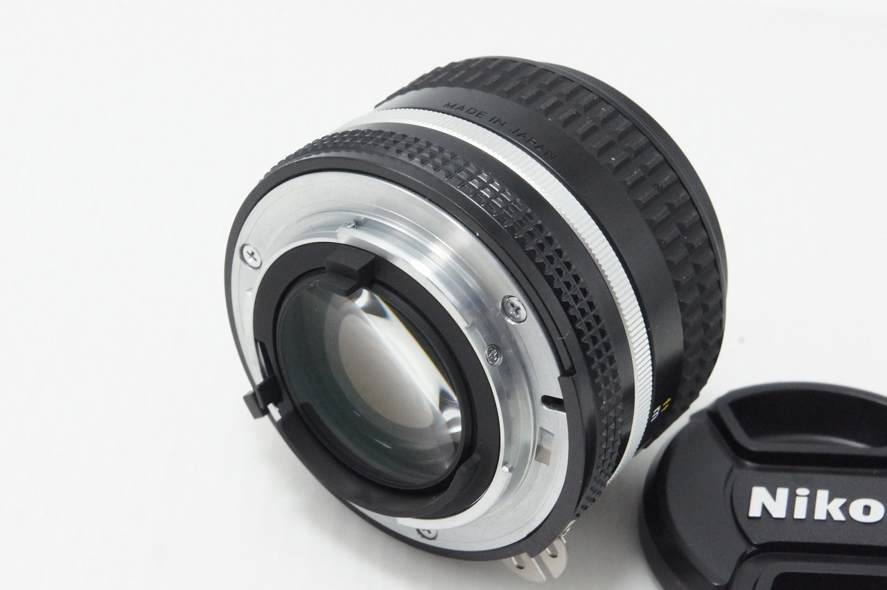 美品 Nikon ニコン Ai-S Nikkor 50mm F1.4 MF 単焦点レンズ 元箱付 260610an