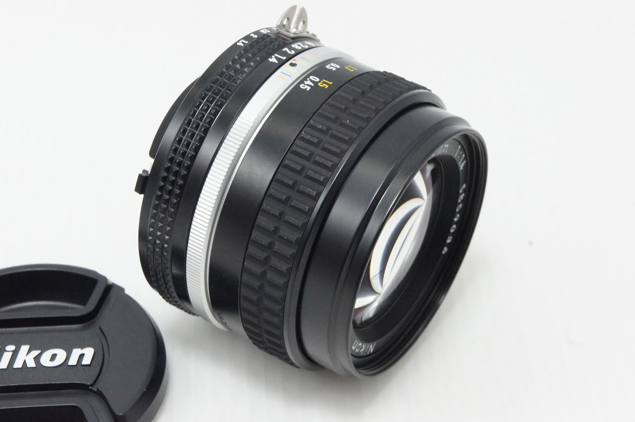 美品 Nikon ニコン Ai-S Nikkor 50mm F1.4 MF 単焦点レンズ 元箱付 260610an