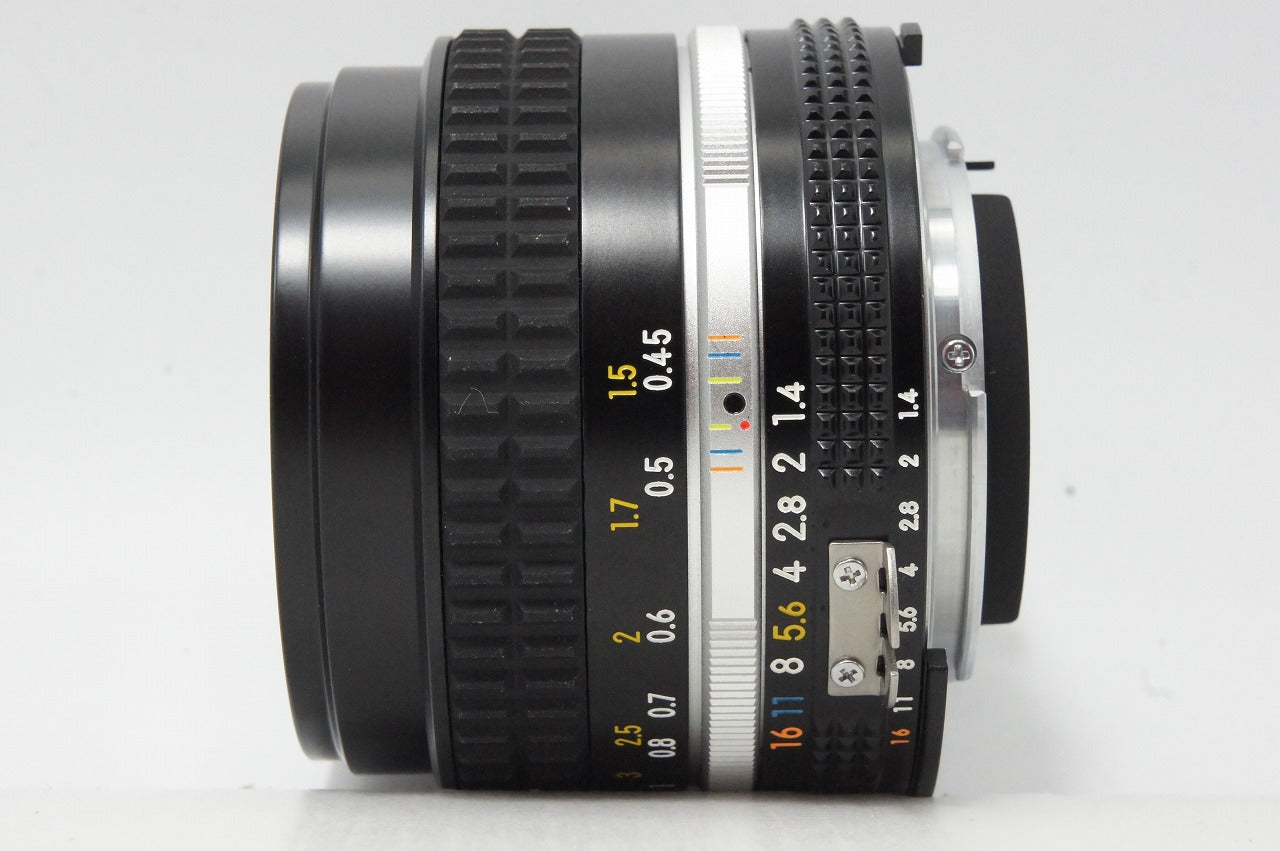 美品 Nikon ニコン Ai-S Nikkor 50mm F1.4 MF 単焦点レンズ 元箱付 260610an