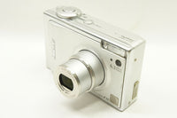 FUJIFILM フジフィルム FinePix F10 コンパクトデジタルカメラ シルバー 240715z