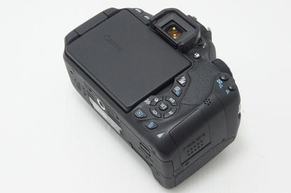 美品 Canon キヤノン EOS Kiss X7i ボディ + EF-S 18-55mm F3.5-5.6 IS STM デジタル一眼レフカメラ 260610aj