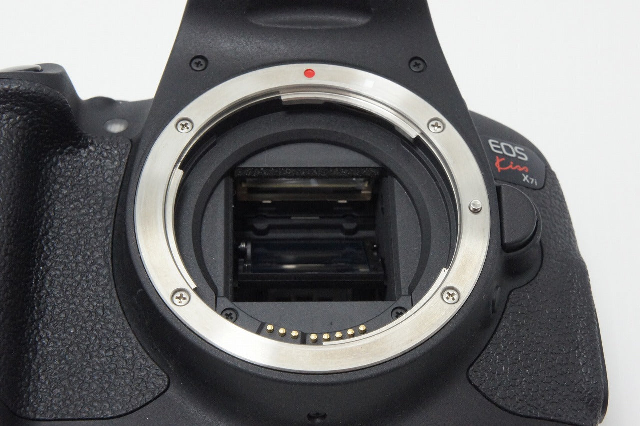 美品 Canon キヤノン EOS Kiss X7i ボディ + EF-S 18-55mm F3.5-5.6 IS STM デジタル一眼レフカメラ 260610aj