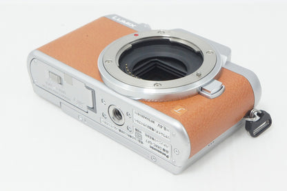 Panasonic パナソニック LUMIX DMC-GF7 ボディ ミラーレス一眼カメラ ブラウン 261007c