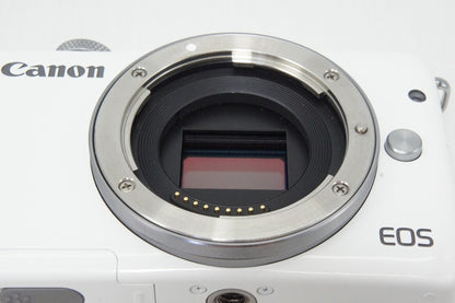 Mint Canon EOS M10 Body Mirrorless Camera White 260413g