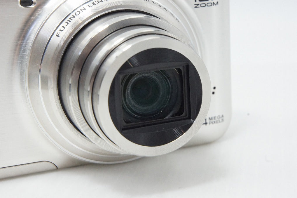 Excellent condition FUJIFILM FinePix T300 Compact Digital Camera
