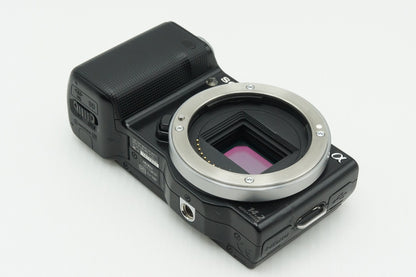 SONY α NEX-5K ズームレンズキット (E 18-55mm F3.5-5.6 OSS) ミラーレス一眼カメラ ブラック 純正バッグ付 260306g