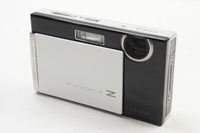 良品 FUJIFILM FinePix Z100fd コンパクトデジタルカメラ ホワイﾄ&ブラック 元箱付 250412f