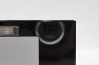 良品 FUJIFILM FinePix Z100fd コンパクトデジタルカメラ ホワイﾄ&ブラック 元箱付 250412f