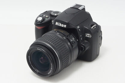 Nikon ニコン D40 + AF-S 18-55mm GII レンズキット デジタル一眼レフカメラ 261002f