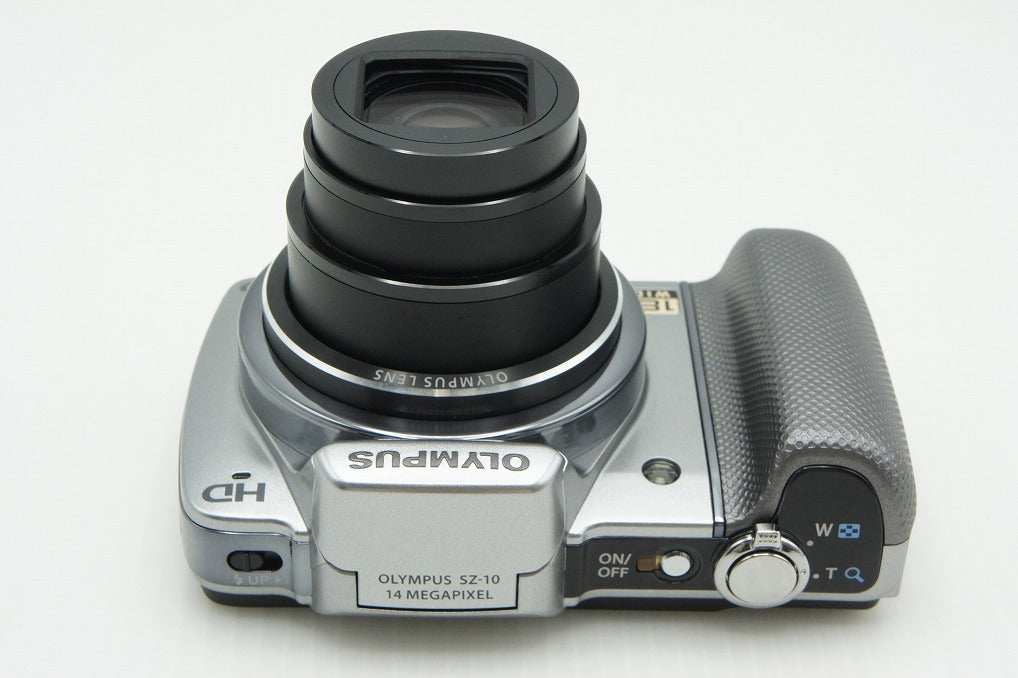 美品 OLYMPUS オリンパス SZ-10 コンパクトデジタルカメラ シルバー 260309h