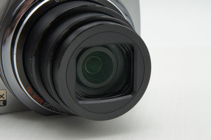 美品 OLYMPUS オリンパス SZ-10 コンパクトデジタルカメラ シルバー 260309h