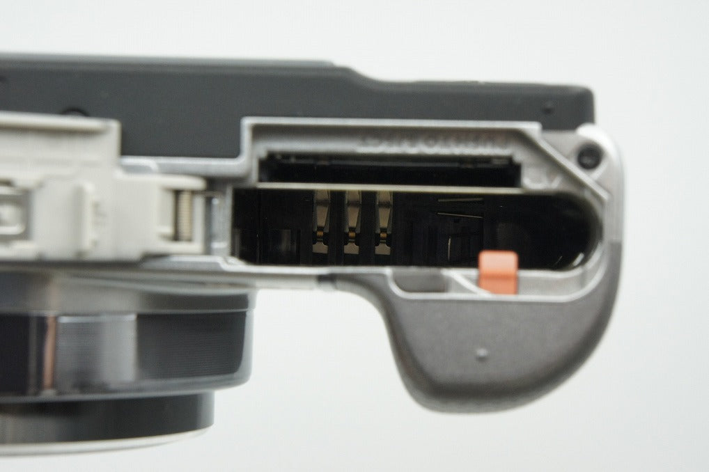 美品 OLYMPUS オリンパス SZ-10 コンパクトデジタルカメラ シルバー 260309h