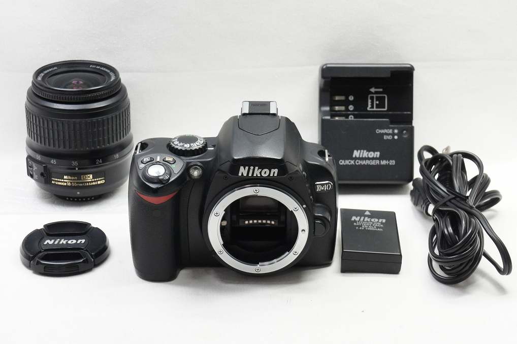 Nikon ニコン D40 + AF-S 18-55mm GII レンズキット デジタル一眼レフカメラ 250413c