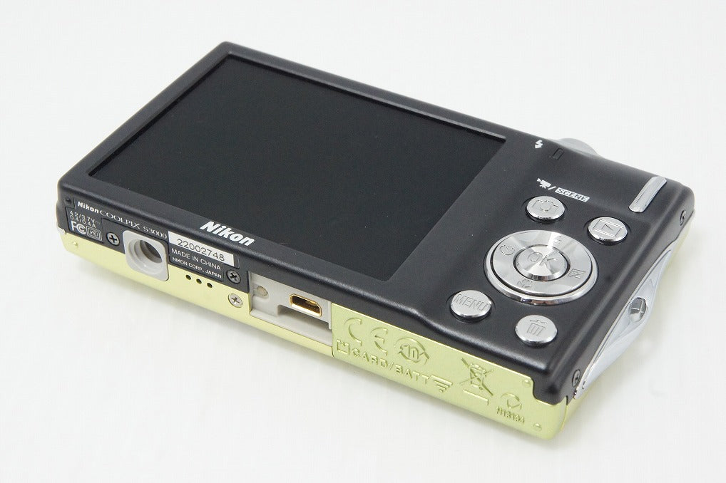 美品 Nikon ニコン COOLPIX S3000 コンパクトデジタルカメラ ポップグリーン 元箱付 260612o