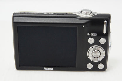 美品 Nikon ニコン COOLPIX S3000 コンパクトデジタルカメラ ポップグリーン 元箱付 260612o