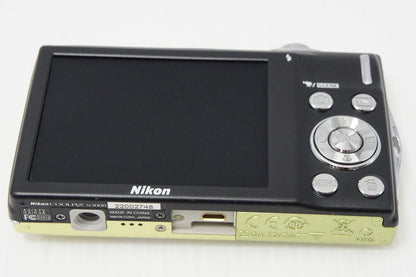美品 Nikon ニコン COOLPIX S3000 コンパクトデジタルカメラ ポップグリーン 元箱付 260612o