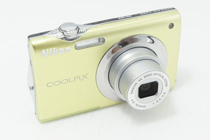 美品 Nikon ニコン COOLPIX S3000 コンパクトデジタルカメラ ポップグリーン 元箱付 260612o