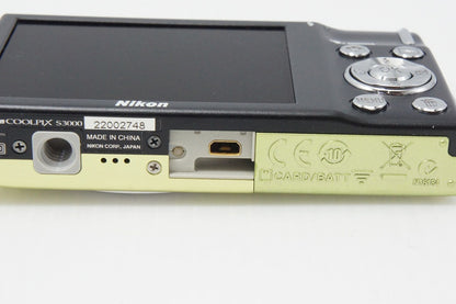 美品 Nikon ニコン COOLPIX S3000 コンパクトデジタルカメラ ポップグリーン 元箱付 260612o