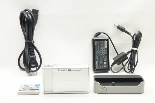 FUJIFILM フジフィルム FinePix Z1 コンパクトデジタルカメラ シルバー 250703h