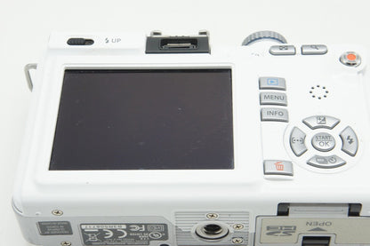 OLYMPUS オリンパス PEN Lite E-PL1 ボディ ミラーレス一眼カメラ ホワイト 251223an