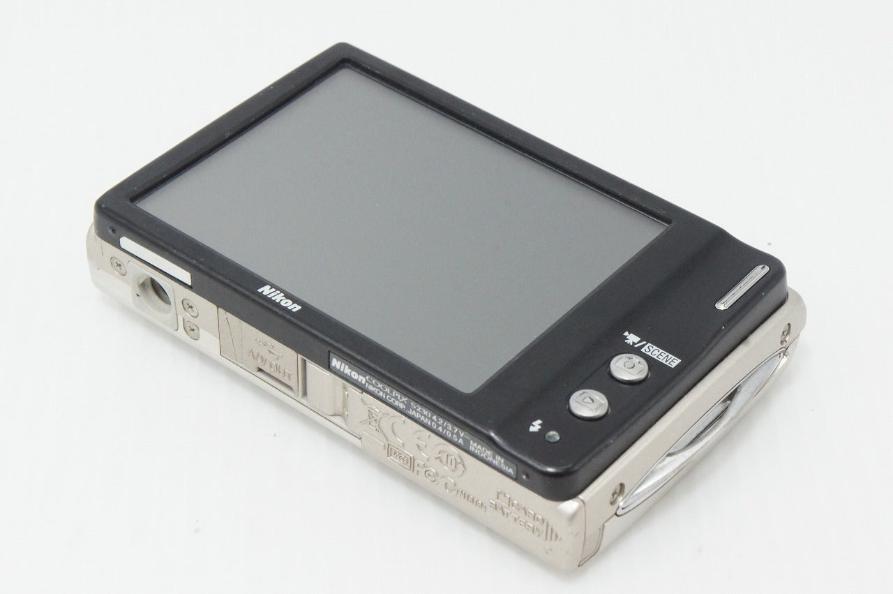 Nikon COOLPIX S230 コンパクトデジタルカメラ ソリッドシルバー 260414e