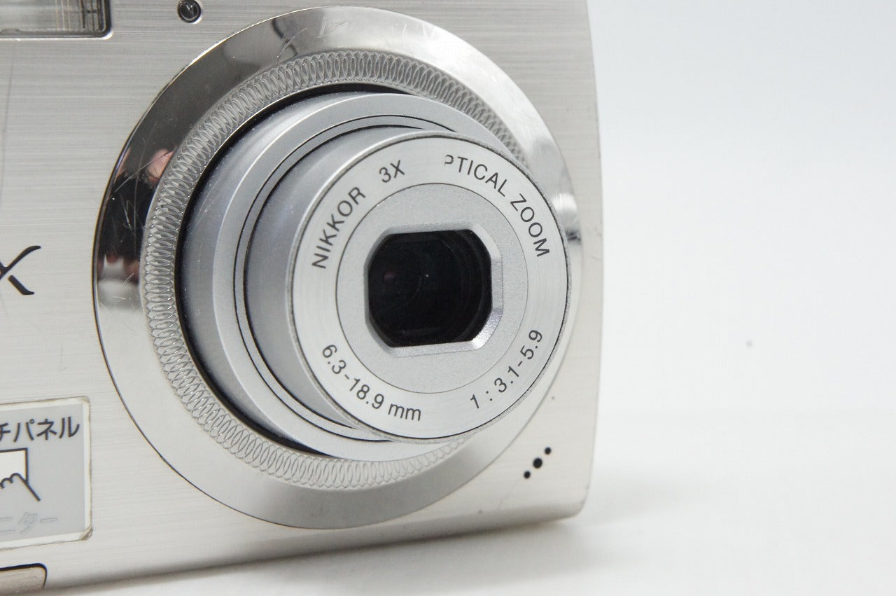 Nikon COOLPIX S230 コンパクトデジタルカメラ ソリッドシルバー 260414e