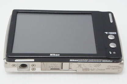 Nikon COOLPIX S230 コンパクトデジタルカメラ ソリッドシルバー 260414e