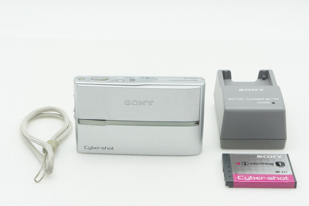 Excellent Condition: SONY Cyber-shot DSC-T9 Compact Digital Camera Silver 260304m