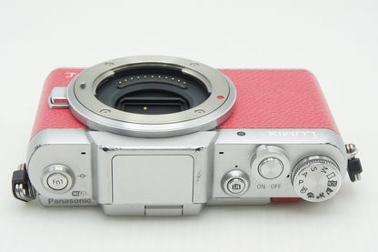 Panasonic パナソニック LUMIX DMC-GF7 ボディ ミラーレス一眼カメラ ピンク 260309o