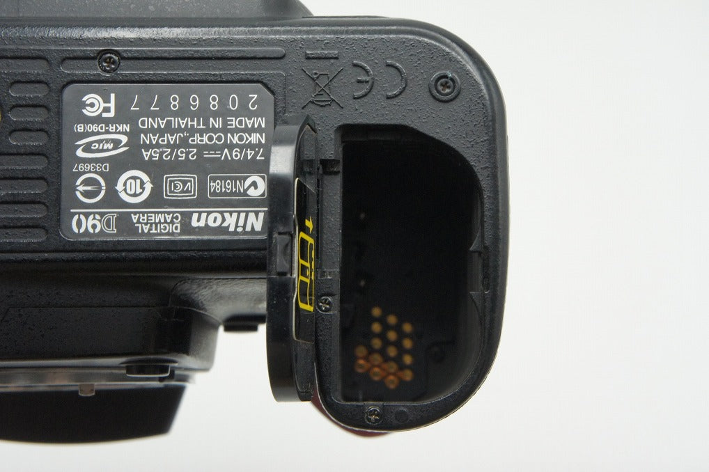 Nikon ニコン D90 ボディ デジタル一眼レフカメラ 260310k