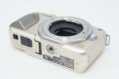 Panasonic パナソニック LUMIX DMC-GF5 ボディ ミラーレス一眼カメラ シャンパンゴールド 260416ad