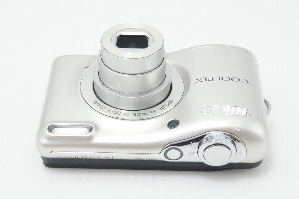 美品 Nikon ニコン COOLPIX L30 コンパクトデジタルカメラ シルバー 260615d