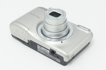 Nikon ニコン COOLPIX A10 コンパクトデジタルカメラ シルバー 261008ad