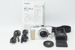 OLYMPUS オリンパス PEN Lite E-PL1 ボディ ミラーレス一眼カメラ ホワイト 261012f
