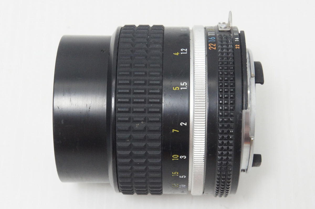 Nikon ニコン Ai-S Nikkor 85mm F2 MFレンズ 261014y