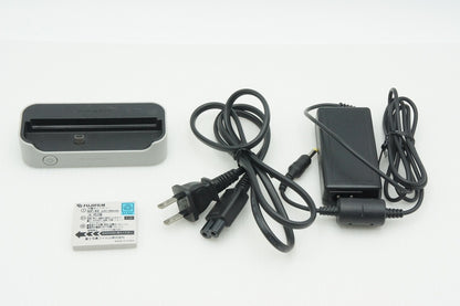 FUJIFILM フジフィルム FinePix Z3 コンパクトデジタルカメラ ピンク 260310v